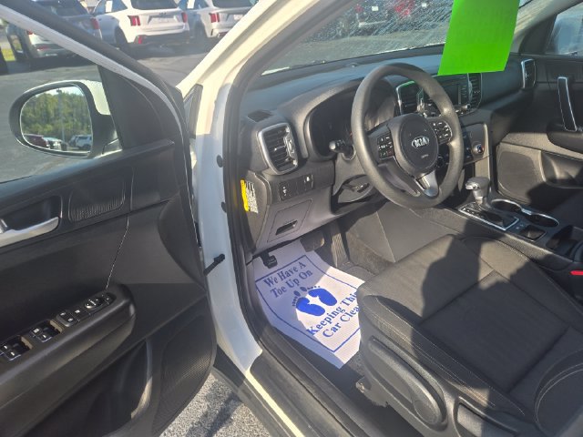 Used 2019 Kia Sportage LX FWD image 4