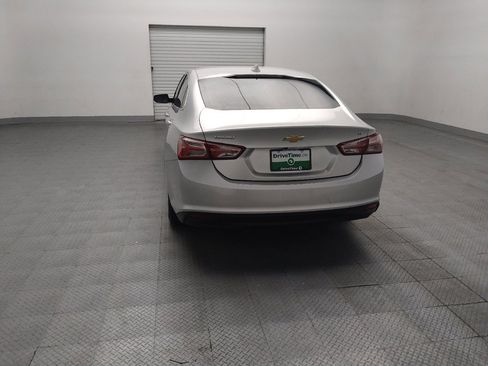 Used 2021 Chevrolet Malibu LT FWD image 6