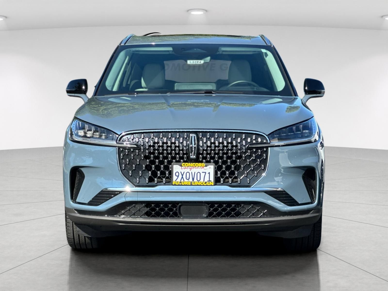 New 2026 Lincoln Aviator AWD image 8