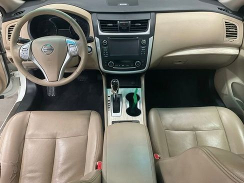 Used 2016 Nissan Altima 2.5 SL w/ 2.5 Technology w/LED Package image 9