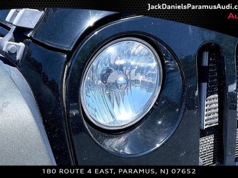 Used 2017 Jeep Wrangler Unlimited Sport w/ Connectivity Group AWD/4WD image 23