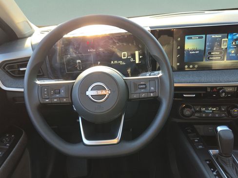 New 2026 Nissan Kicks SV w/ SV Premium Package FWD image 11