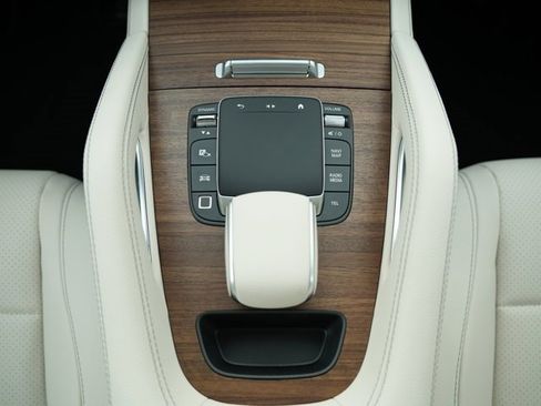 Used 2026 Mercedes-Benz GLE 350 4MATIC image 32