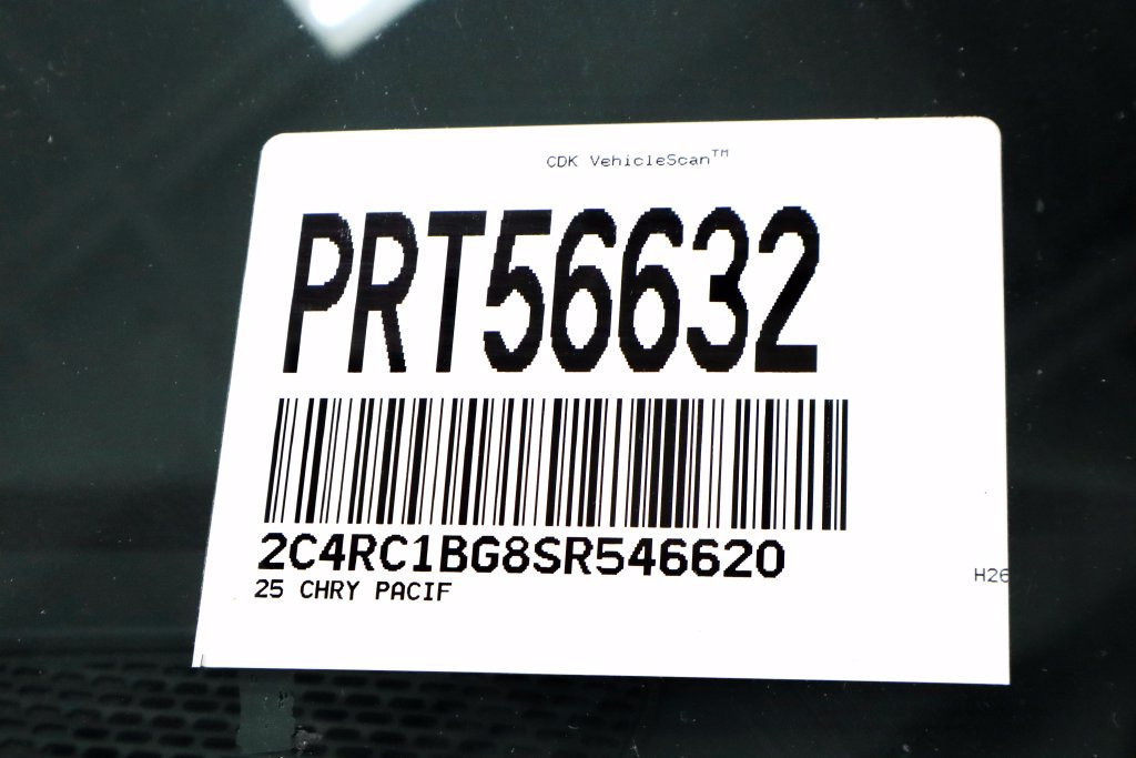 Used 2025 Chrysler Pacifica Select FWD image 34