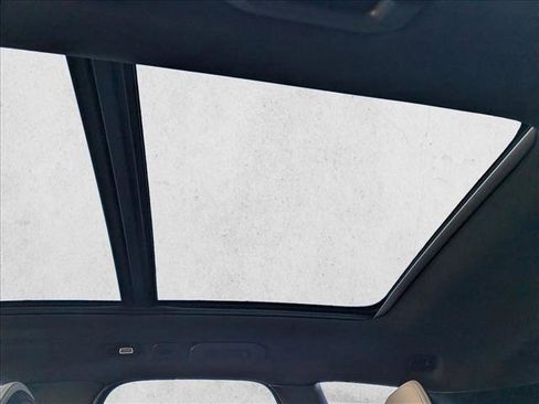 New 2026 Volvo XC60 B5 Plus w/ Climate Package image 18