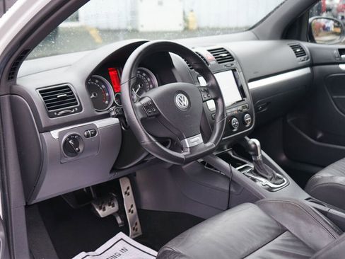 Used 2008 Volkswagen R32 image 11