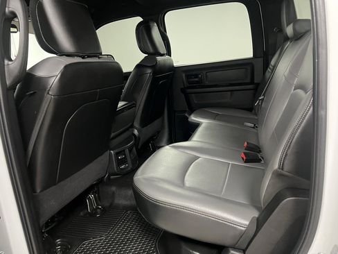 Used 2022 RAM 2500 Tradesman w/ Chrome Appearance Group image 44