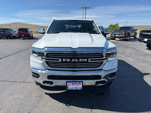 Used 2022 RAM 1500 Laramie AWD/4WD image 2