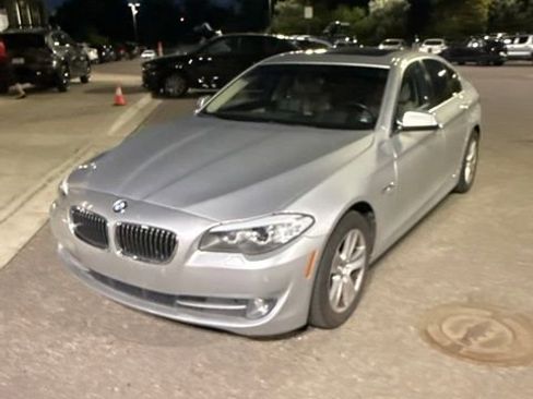 Used 2012 BMW 528i xDrive Sedan AWD/4WD image 1