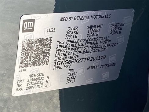 New 2026 Chevrolet Suburban RST w/ RST Capability Package image 38