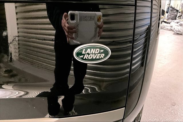 Certified 2023 Land Rover Range Rover SE AWD/4WD image 32