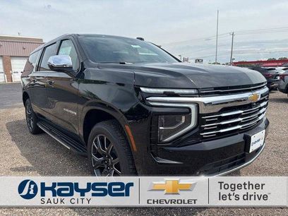 New 2025 Chevrolet Suburban Premier w/ Sun And Tow Package