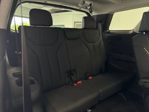 Used 2024 Hyundai Palisade Limited AWD/4WD image 35