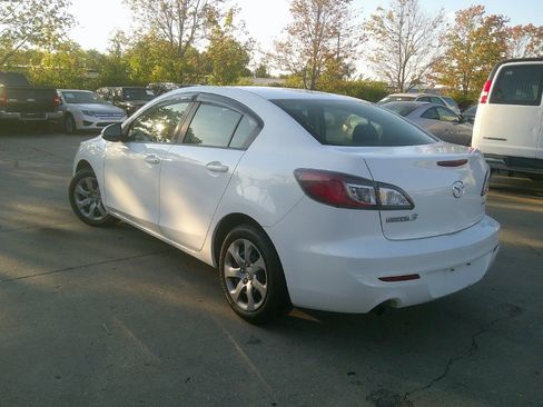 Used 2013 MAZDA MAZDA3 i Sport image 6