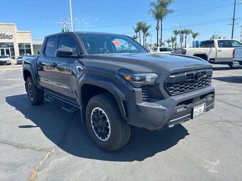 Used 2026 Toyota Tacoma TRD Off-Road AWD/4WD image 13