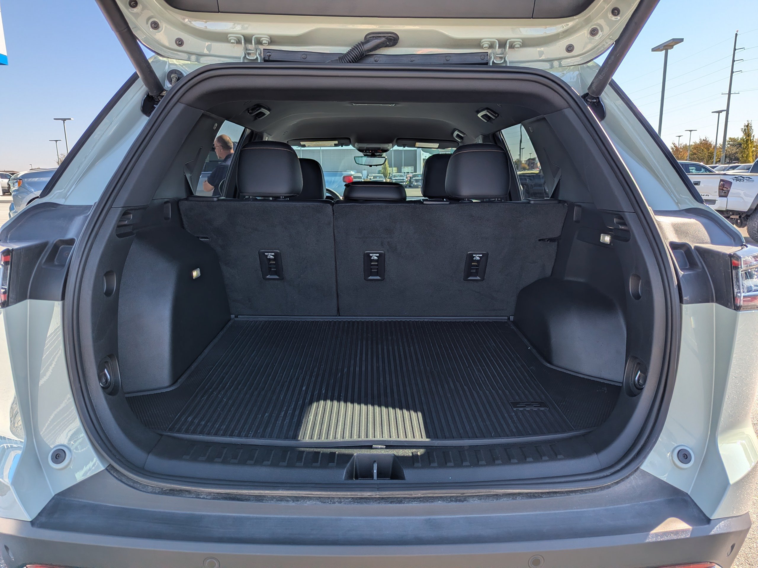 Certified 2026 Chevrolet Equinox ACTIV w/ Convenience Package III AWD/4WD image 37