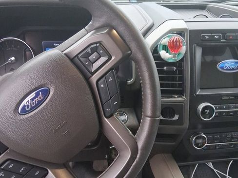 Used 2020 Ford Expedition XLT w/ Equipment Group 202A image 4