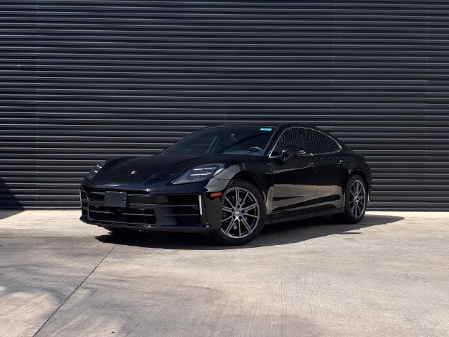 Certified 2025 Porsche Panamera RWD image 1