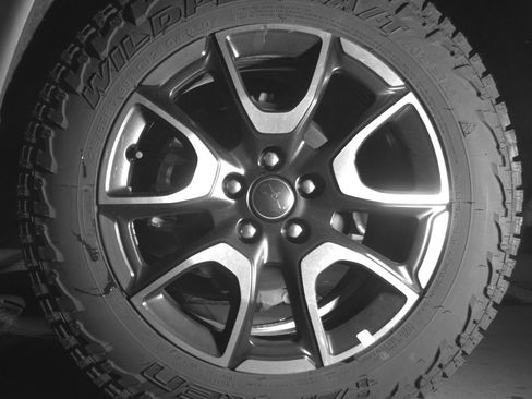 Used 2025 Jeep Compass Trailhawk AWD/4WD image 14