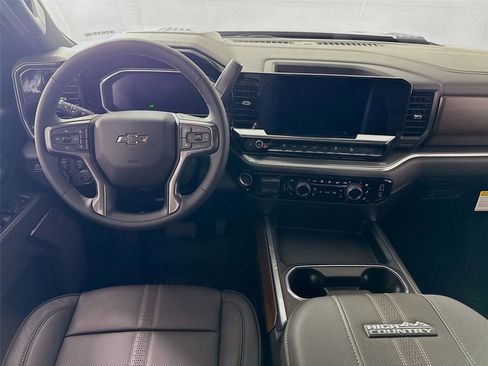 New 2026 Chevrolet Silverado 3500 High Country w/ High Country Premium Package image 2
