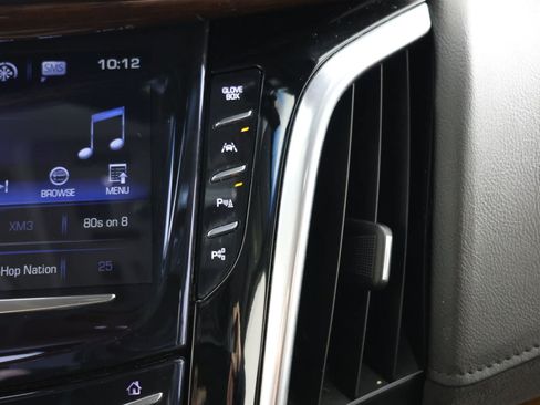 Used 2020 Cadillac Escalade Luxury AWD/4WD image 32