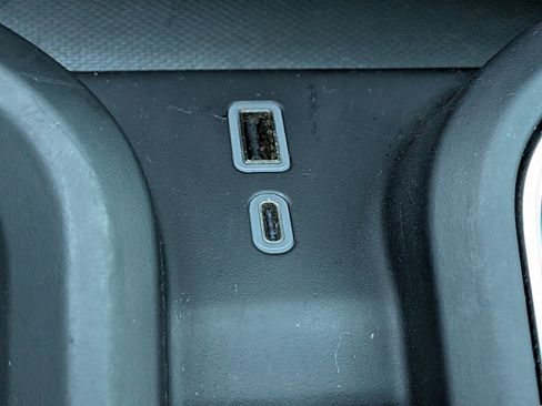 Used 2024 GMC Sierra 2500 Denali w/ Denali Reserve Package image 21