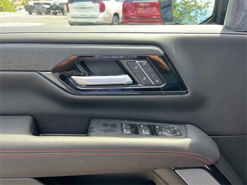 New 2025 GMC Yukon XL AT4 Ultimate image 14