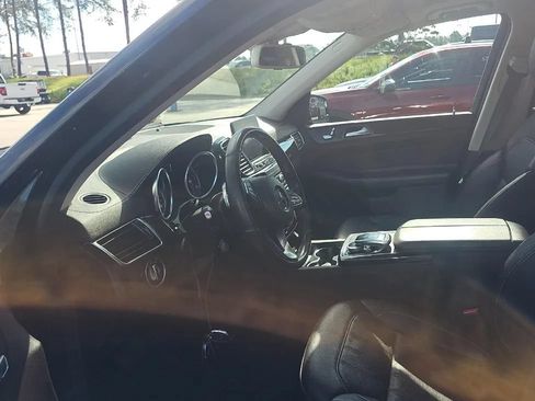 Used 2018 Mercedes-Benz GLS 450 4MATIC w/ Premium Package image 8