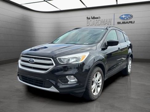 Used 2018 Ford Escape SE image 11