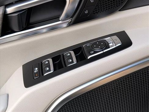 Used 2022 Kia Telluride SX w/ SX Prestige Package AWD/4WD image 17