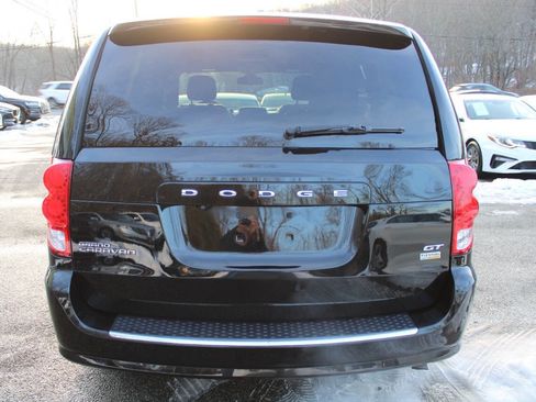 Used 2018 Dodge Grand Caravan GT image 9