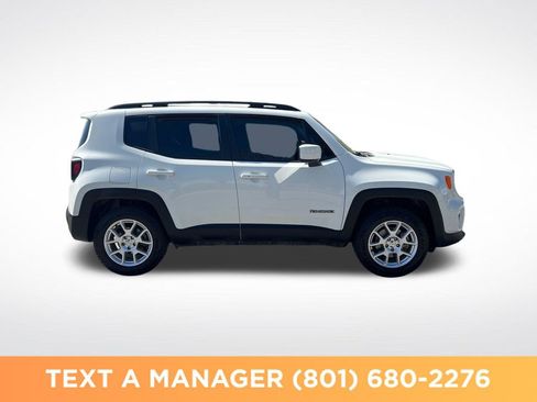 Used 2019 Jeep Renegade Latitude w/ Cold Weather Group AWD/4WD image 6