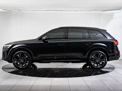 Certified 2025 Audi Q7 3.0T Premium Plus image 12