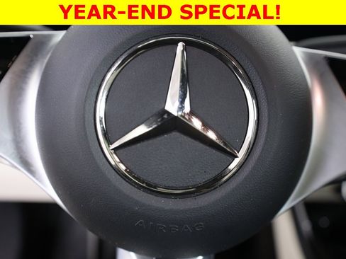 Used 2025 Mercedes-Benz CLA 250 4MATIC image 11