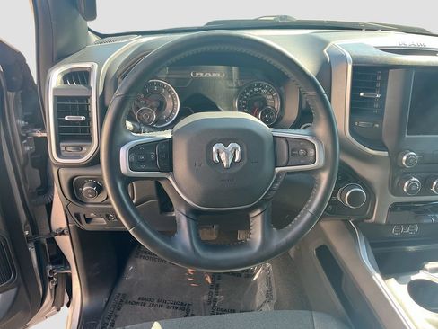 Used 2022 RAM 1500 Big Horn AWD/4WD image 11