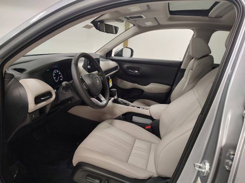 Used 2026 Honda HR-V EX-L image 10