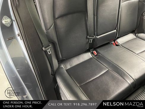 Used 2021 Toyota Venza XLE w/ Softex Package image 46