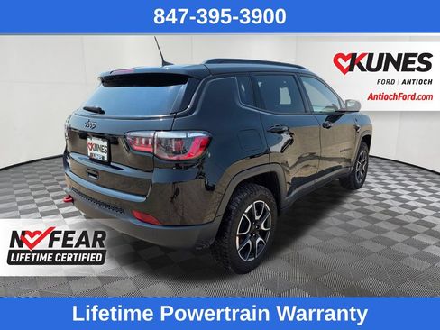Used 2024 Jeep Compass Trailhawk AWD/4WD image 7