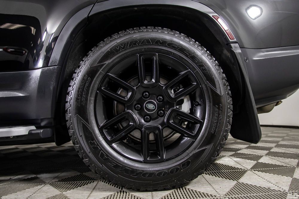 Used 2024 Land Rover Defender 130 S AWD/4WD image 44
