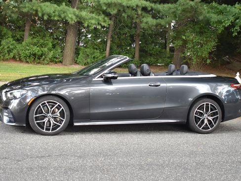 Used 2021 Mercedes-Benz E 450 4MATIC Cabriolet w/ AMG Line image 3