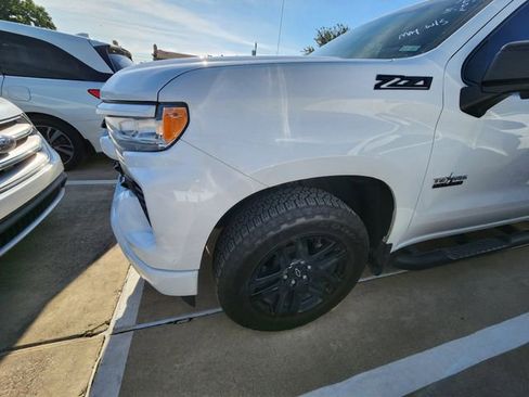 Used 2025 Chevrolet Silverado 1500 RST AWD/4WD image 7