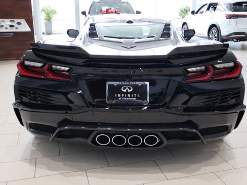 Used 2025 Chevrolet Corvette Z06 image 6