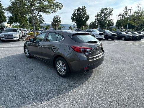 Used 2016 MAZDA MAZDA3 i Touring FWD image 14
