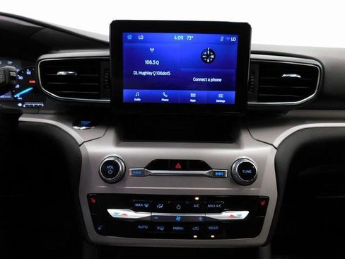 Used 2024 Ford Explorer XLT w/ Equipment Group 202A image 46