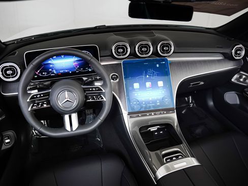 New 2026 Mercedes-Benz CLE 300 4MATIC Cabriolet image 17
