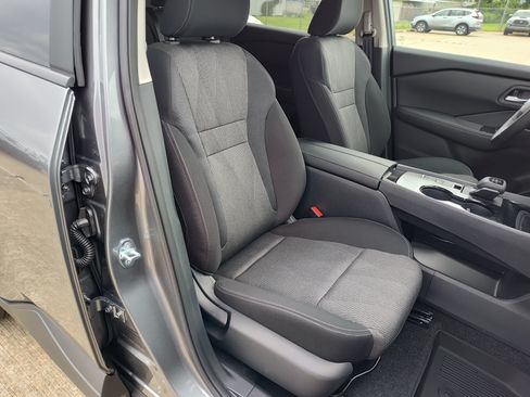 New 2026 Nissan Rogue SV FWD image 11