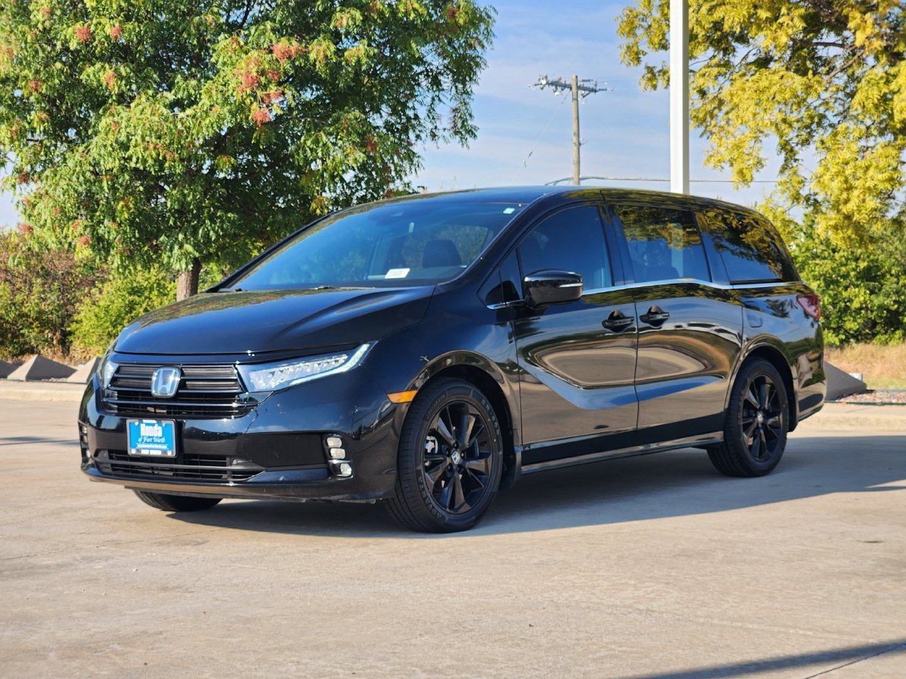 Used 2024 Honda Odyssey Sport image 3