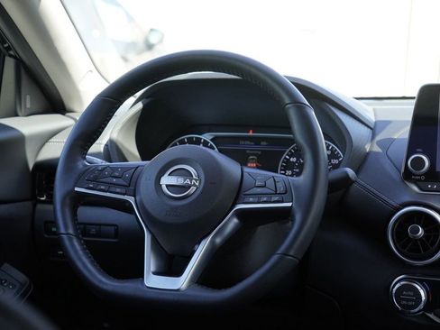 Used 2025 Nissan Sentra SV w/ All-Weather Package FWD image 23