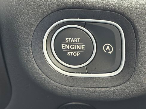 Certified 2025 Mercedes-Benz GLE 350 4MATIC image 23