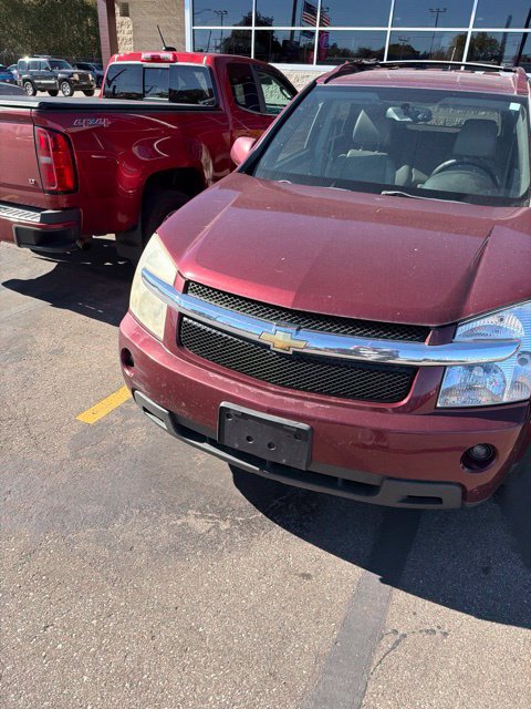 Used 2009 Chevrolet Equinox LT w/ LT Preferred Equipment Group AWD/4WD image 2